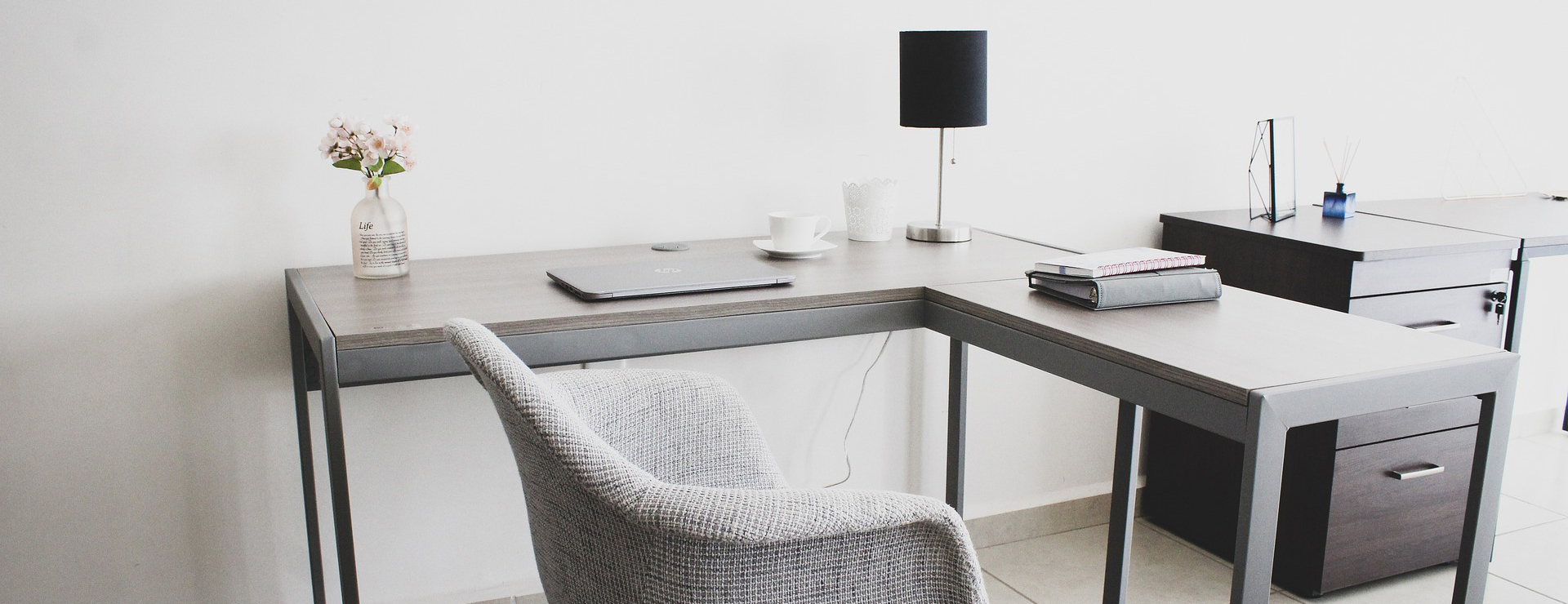 Office Furniture -Office Furniture workplace 5517744 1920